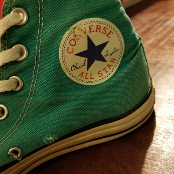 Converse - Picture 2 of 3